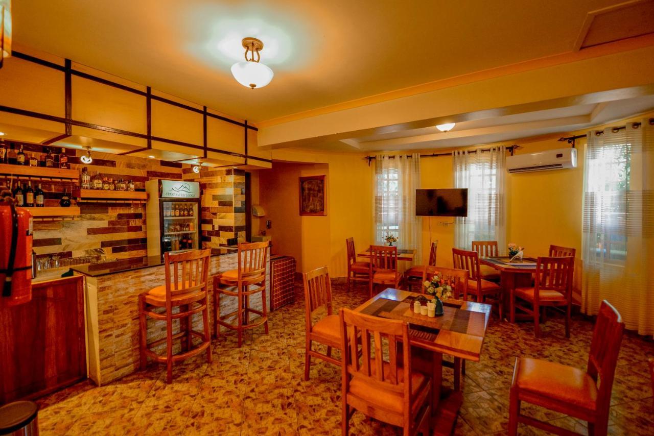 Crest Safari Lodge Bed And Breakfast Arusha Esterno foto